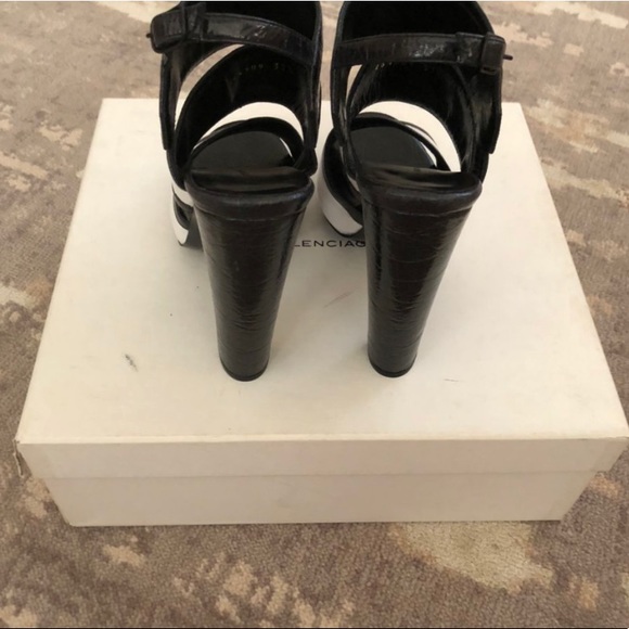 Balenciaga Shoes - Picture 3 of 3